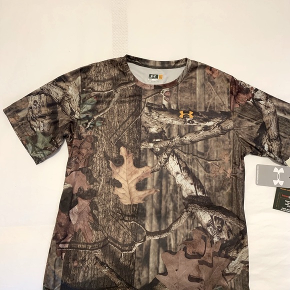 NWT Under Armour youth performance top - Picture 3 of 6